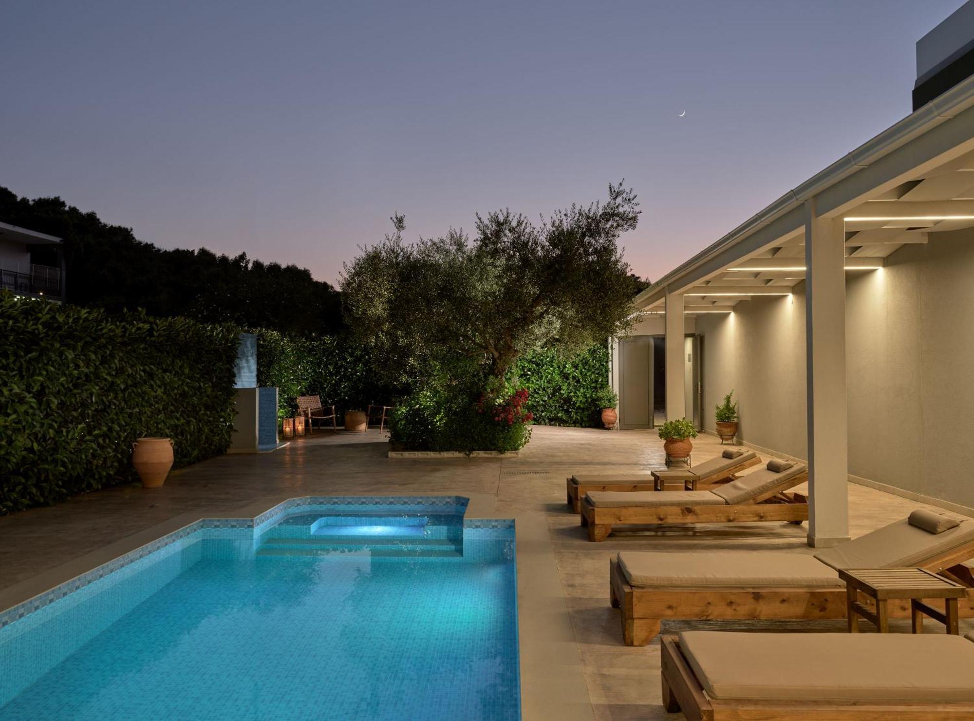 Jasmine Suites With Private Pool Циливи Экстерьер фото